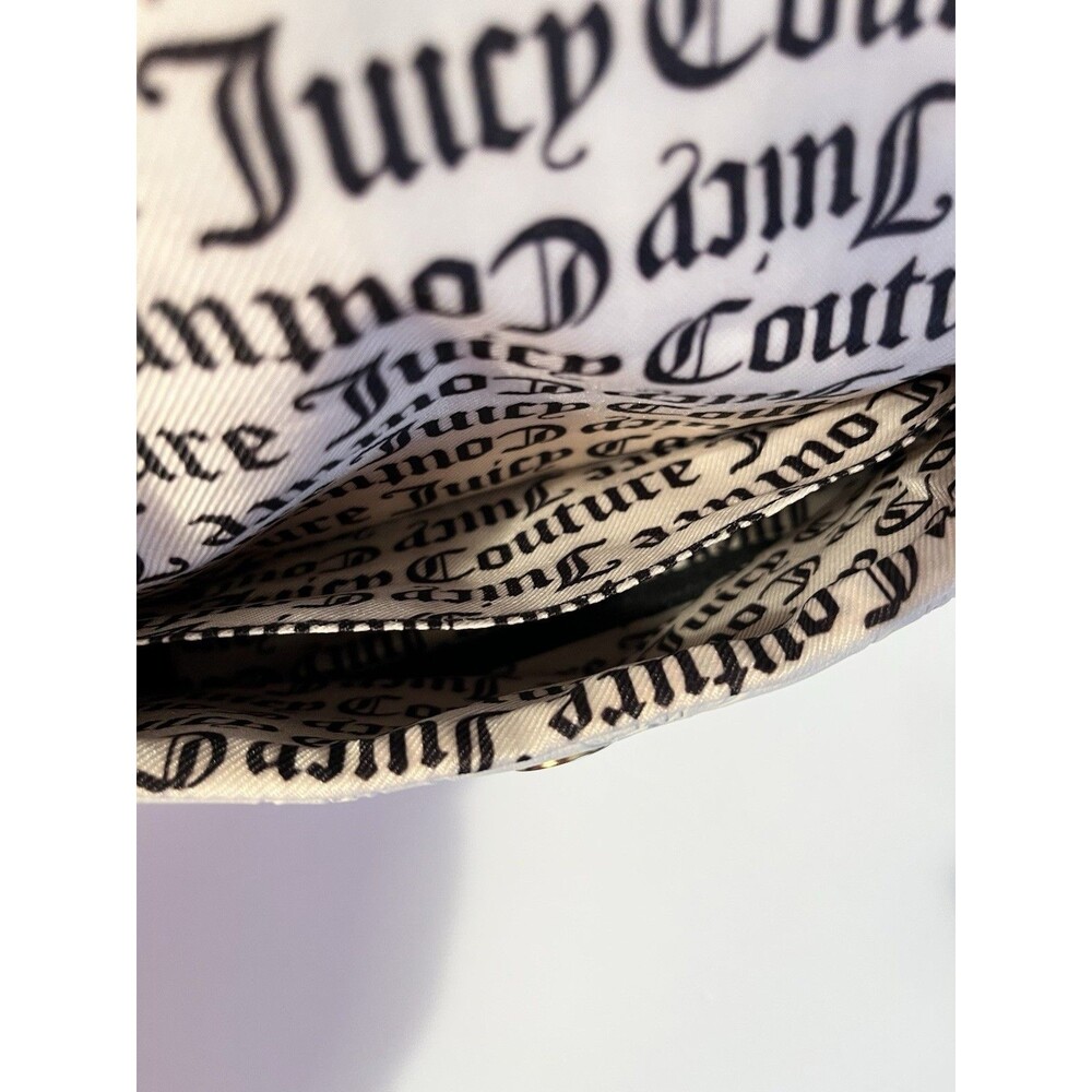 Juicy Couture Glitz Out Wristlet With Gold Chain Color beige - Picture 4 of 6